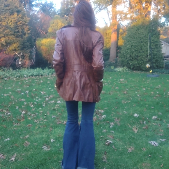 Vintage 1970s Chestnut Brown Leather Jacket - Picture 4 of 9